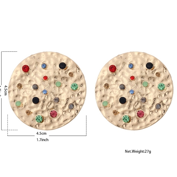 Gold Roman like Round Crystal Stud Earrings - Picture 3 of 5